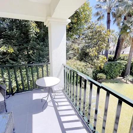 Modern In San Pedro