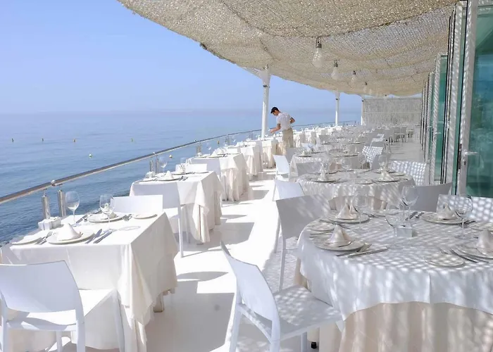 Modern Coastal Near Puerto Banus Διαμέρισμα *